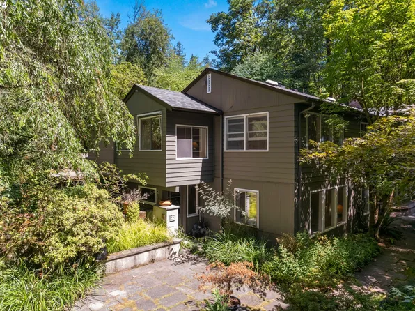 4700 NW Barnes Rd, Portland, OR 97210