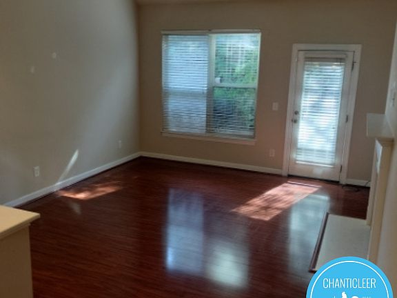 4th image of 4987 Wyngate Village Dr