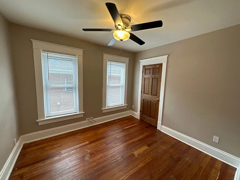 145-147 Chittenden Ave — Photo 14