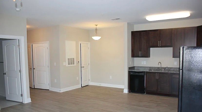 Dining room, hall, closet at the end