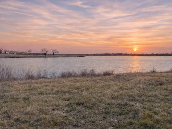 87 Bauer Blvd, Corsicana, TX 75109