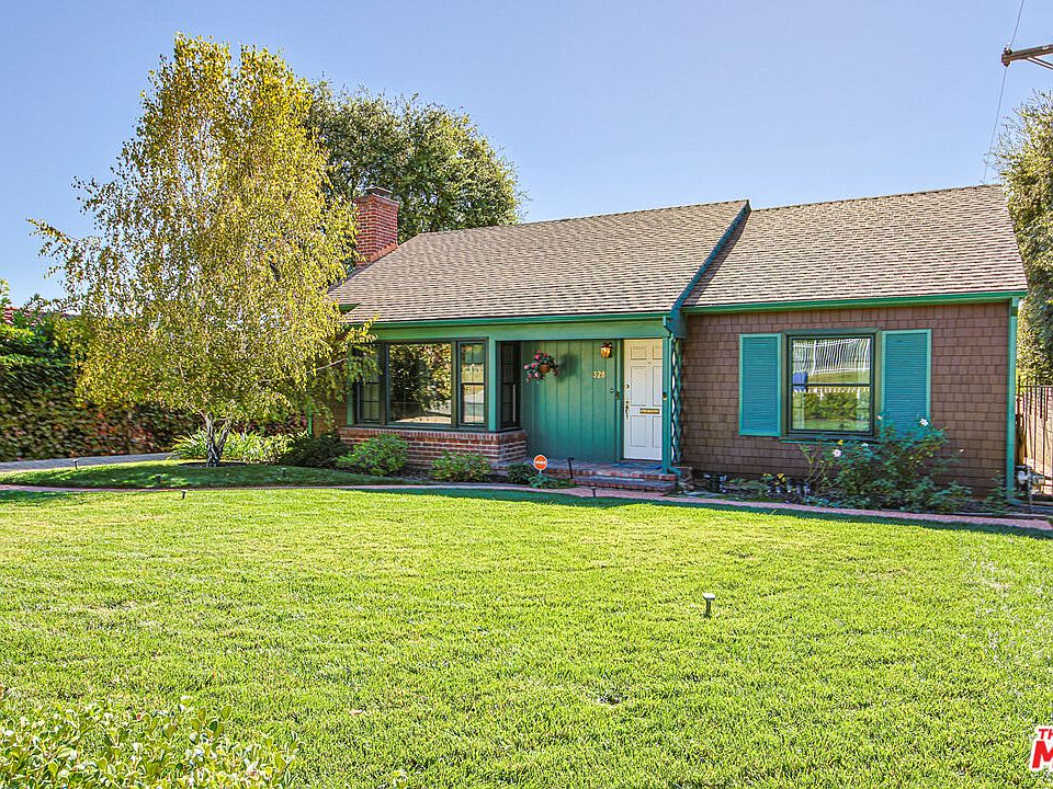 1st image of 328 E Calaveras St