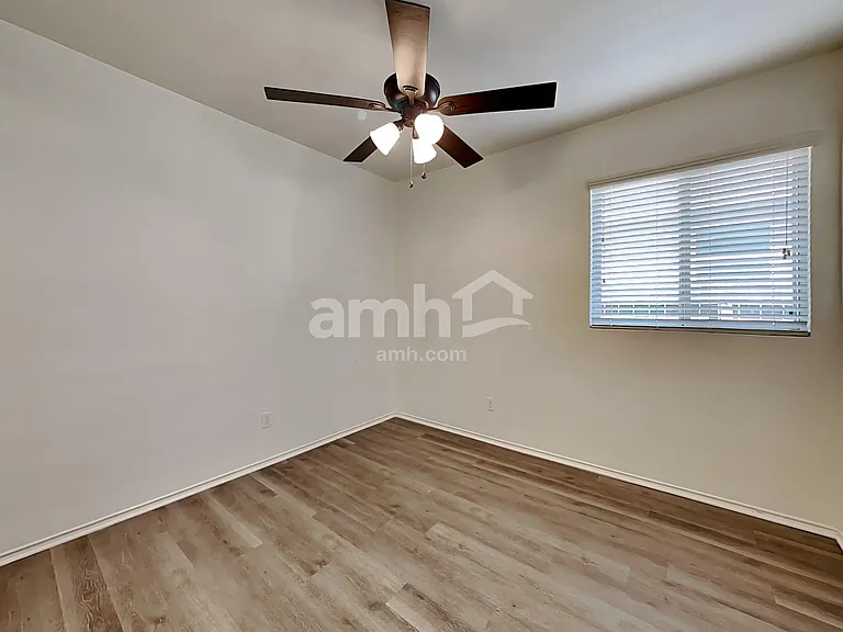 10016 Sterling Place Dr — Photo 15