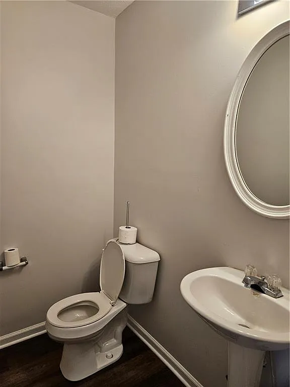2 bed, 2.5 bath, 1361 sqft, $1,550 — Photo 3