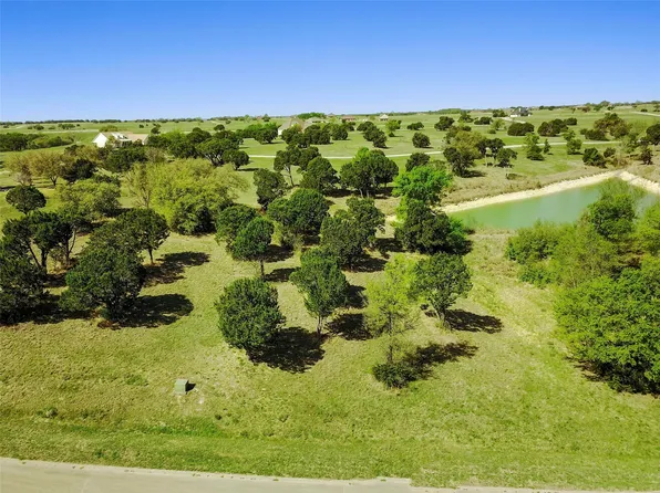 7120 Carnoustie Dr, Cleburne, TX 76033