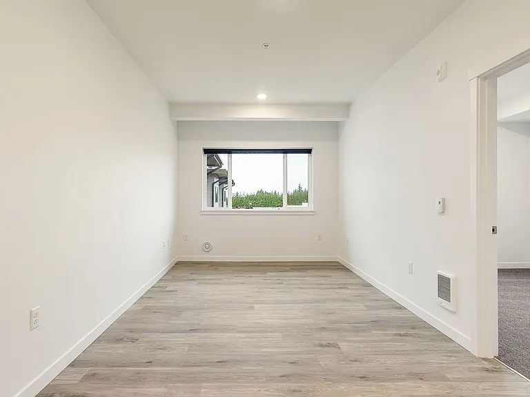 City Gate Apartments — Photo 97