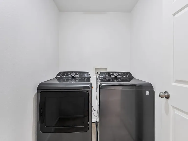 5078 Tioga Pass Ave — Photo 20