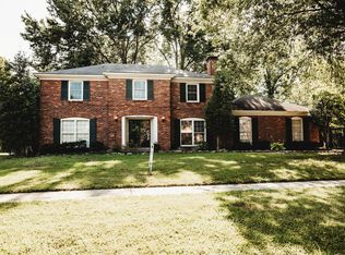9910 Windfall Trce, Louisville, KY 40223