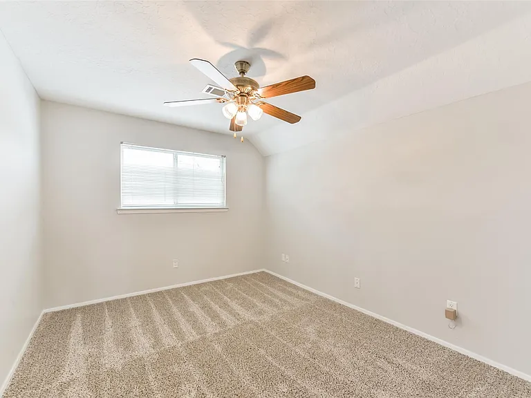 16606 Burlcreek — Photo 27