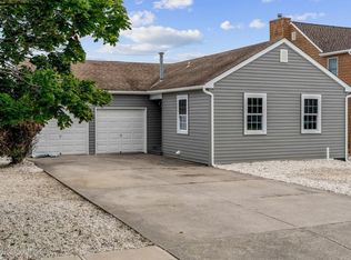 104 Moorage Ave, Bayville, NJ 08721