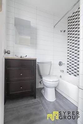 Rented by The Syper Group | media 26