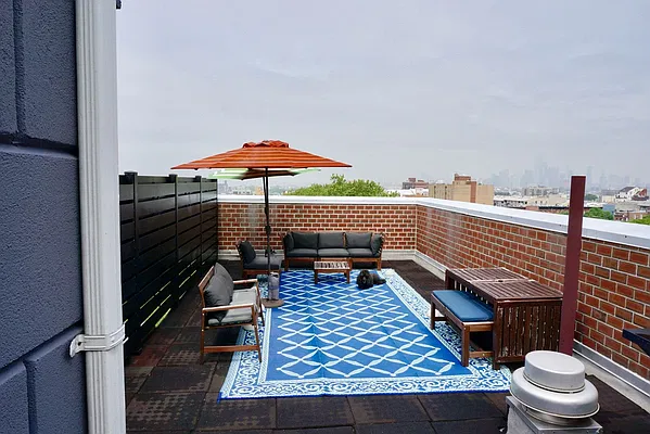 Rented by Owner | media 12