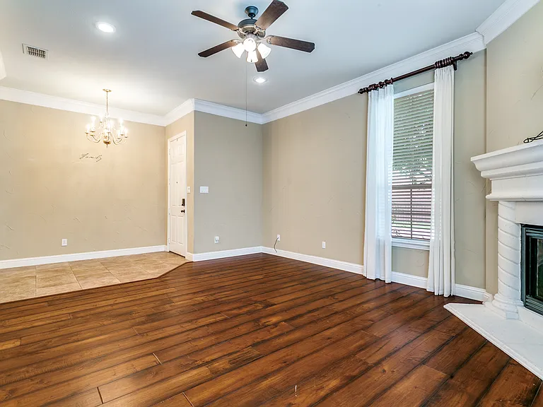 224 Wallington Way — Photo 2
