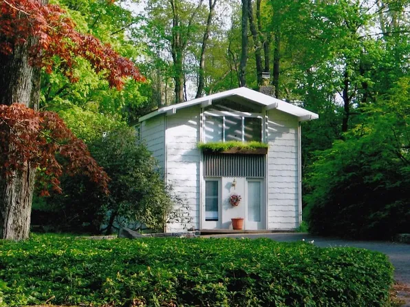 (undisclosed Address), New Canaan, CT 06840