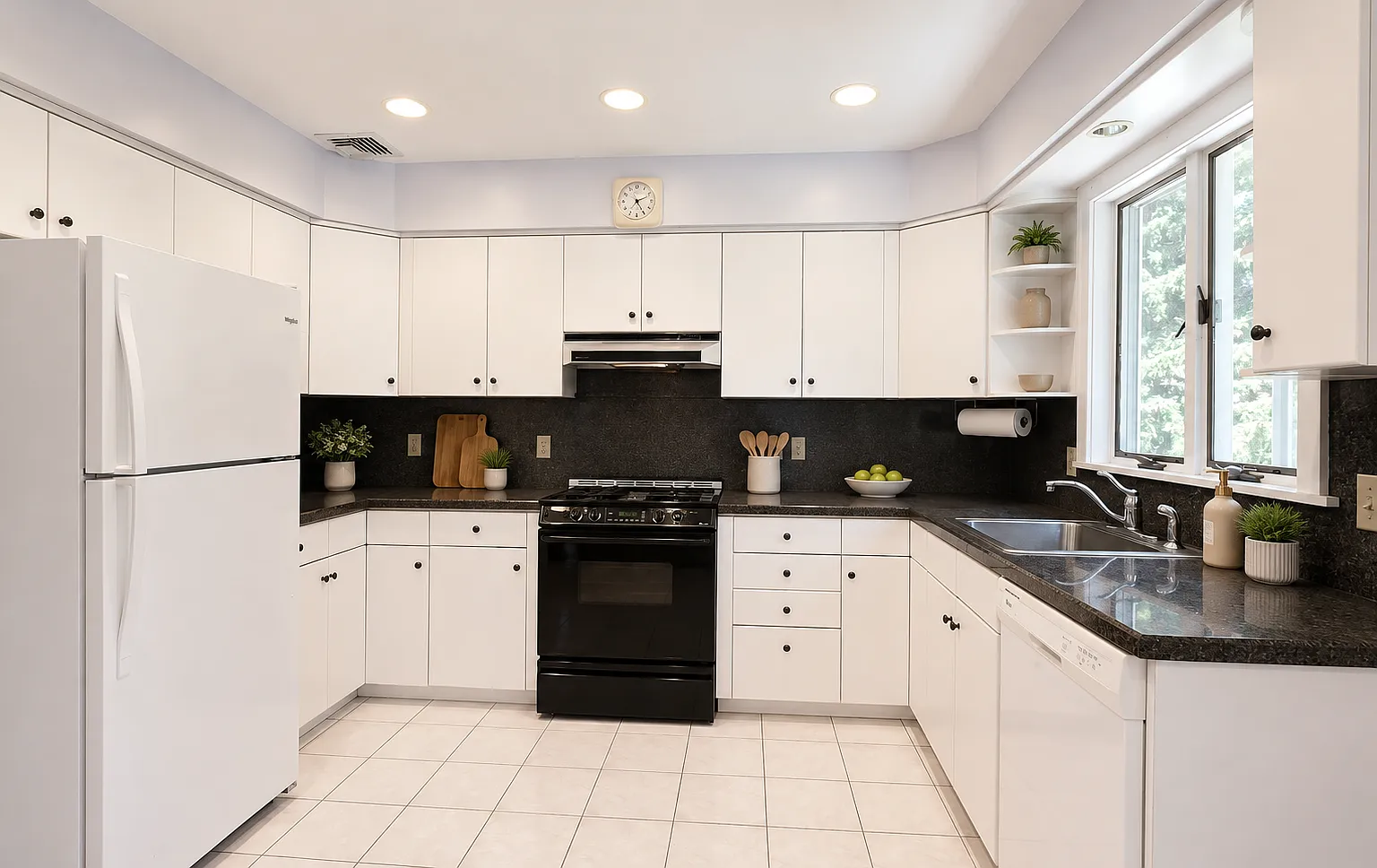 3 bed, $3,200 — Photo 4