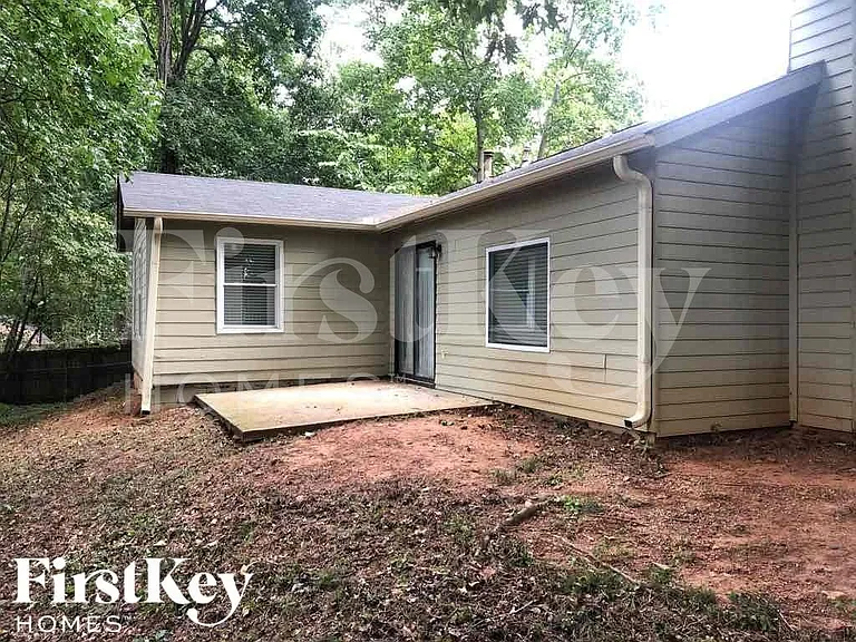 5457 Biffle Ct — Photo 15