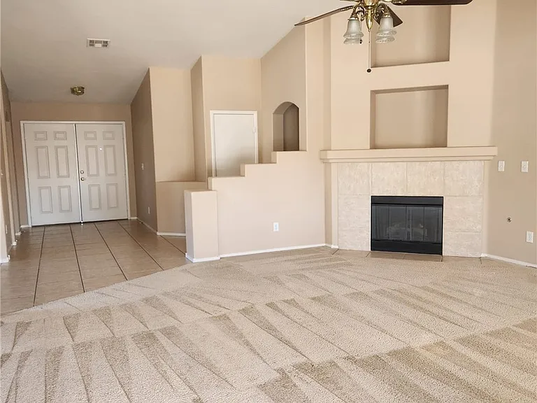 8657 Majestic Vision Way — Photo 2