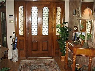 3rd image of 221 Eagle Ct