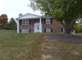 22 Settlers Trl, Hannibal, MO 63401