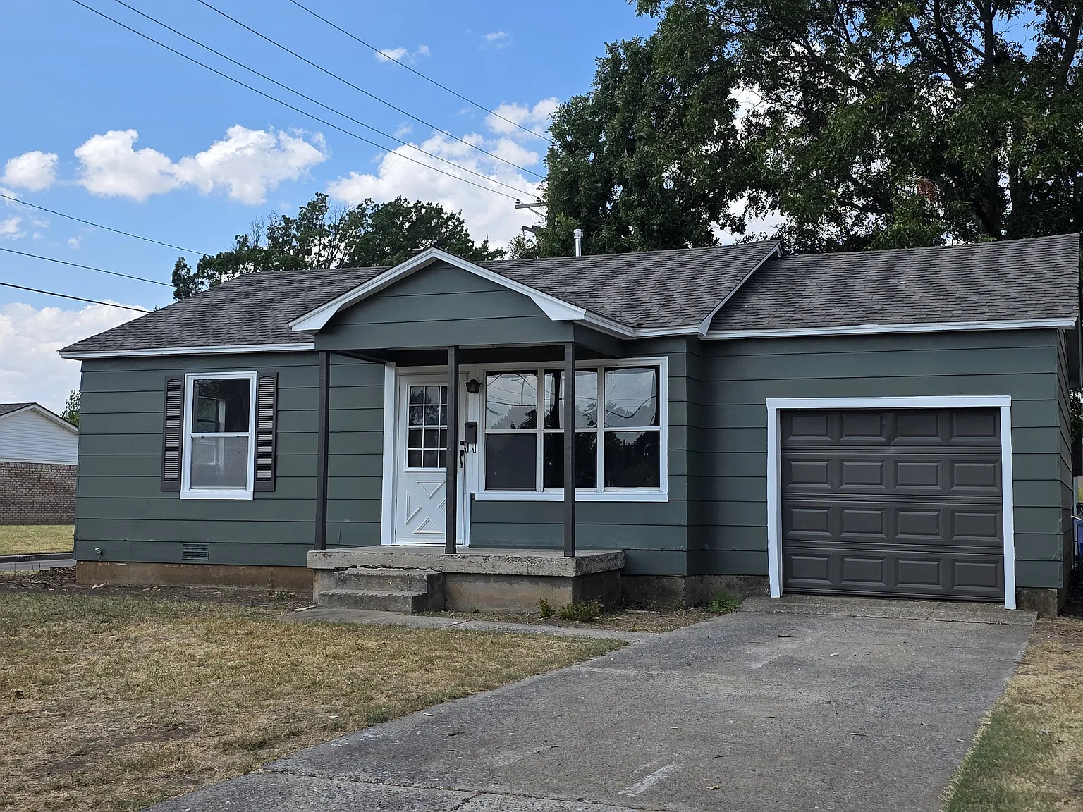 2 bed, 728 sqft, $850 — Photo 2