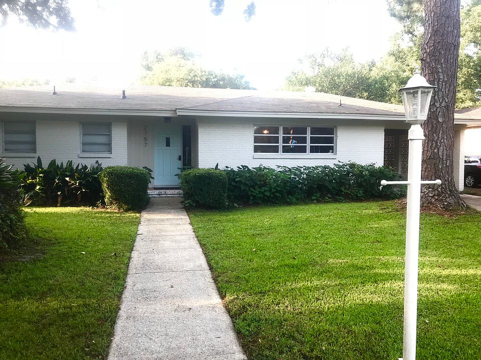 1st image of 2757 S Grafhill Dr