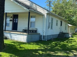 2260 E Locust St, Decatur, IL 62521