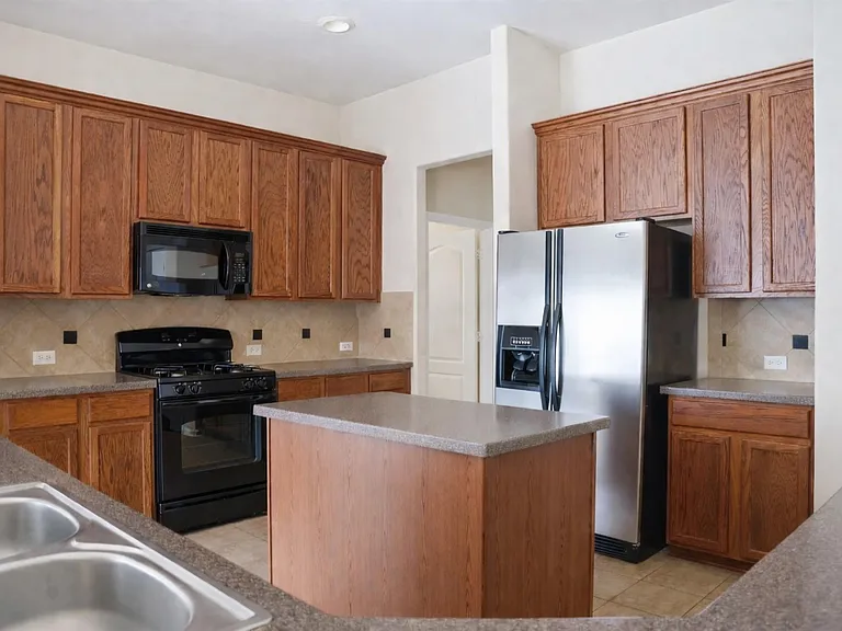 8515 Clarkman Ridge Ln — Photo 7