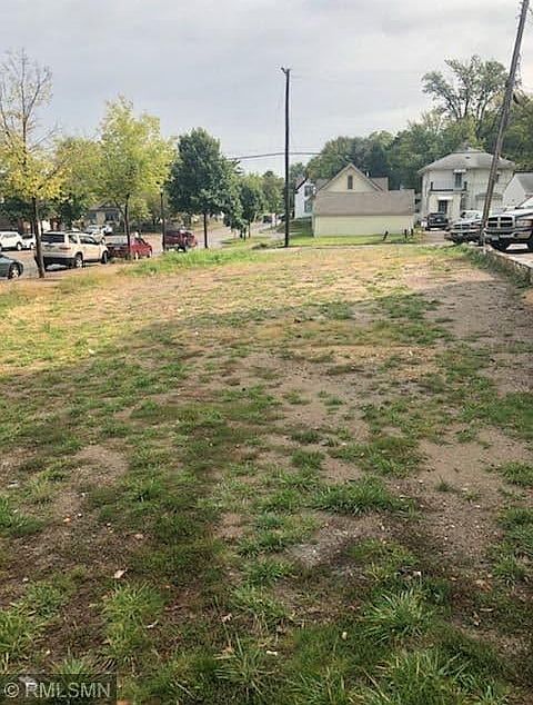 2nd image of 3120 Emerson Ave N