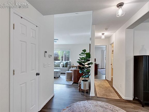 4th image of 4289 Centerville Dr
