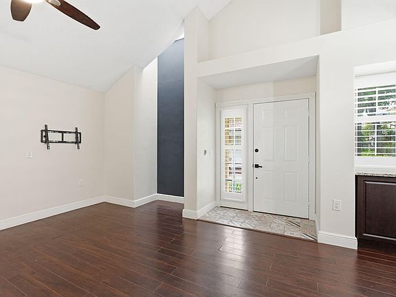 5th image of 8111 Northboro Court #11d