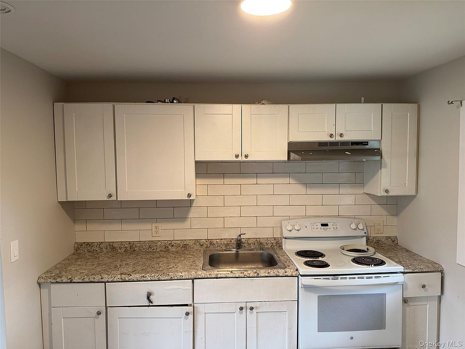 2nd image of 18 N 15th St