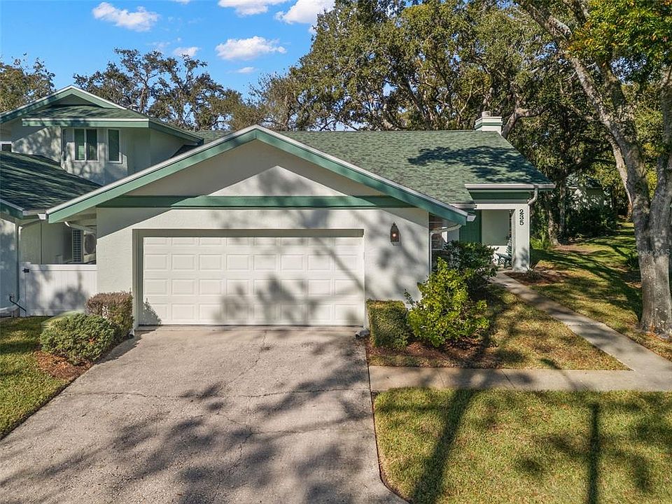 1st image of 235 Woodridge Cir
