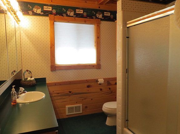 3rd image of 3603 Fernwood Dr