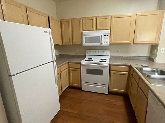 4th image of 200 Talus Way APT 513