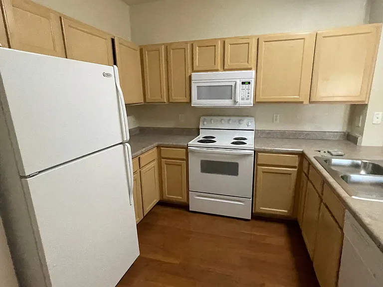 200 Talus Way #513 — Photo 4
