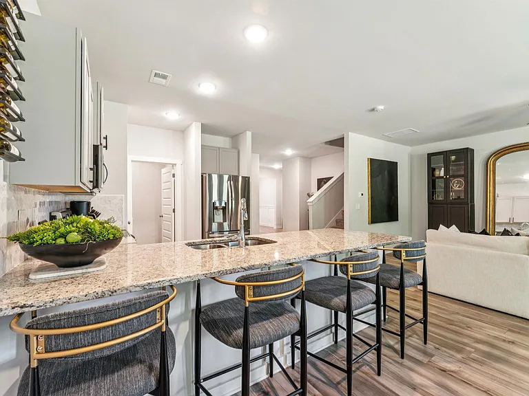 501 Polo Way — Photo 19