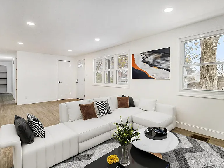 54405 Northern Ave — Photo 3