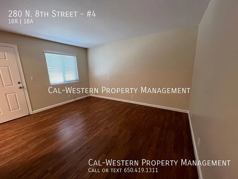 280 N 8th St #4 — Photo 7