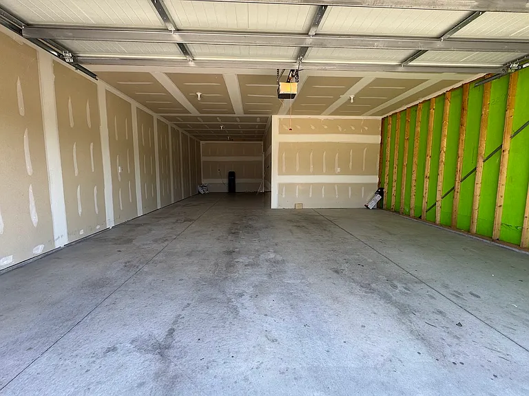 Oversized garage