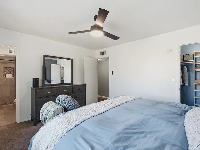 11610 N 41st Dr — Photo 27
