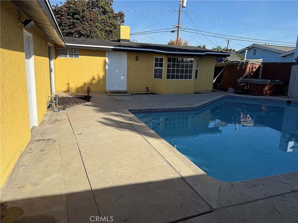 1st image of 2435 W Broadway