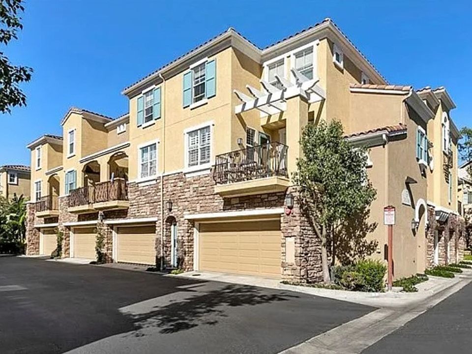1st image of 308 Terra Bella