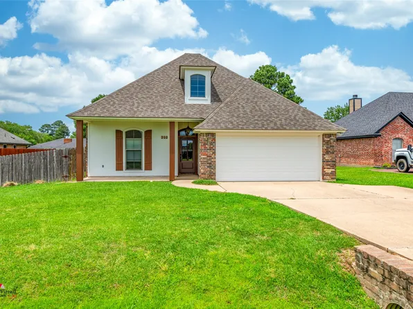 202 Sherwood Dr, Benton, LA 71006