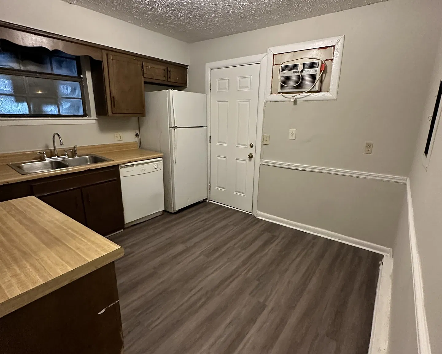 213 East Webster Street - B — Photo 3