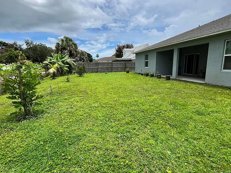 1425 SW Vicuna Ln — Photo 14