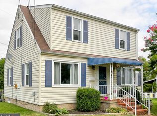 11 Circle Dr, Linthicum, MD