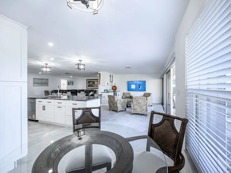 149 Crescent Dr — Photo 24