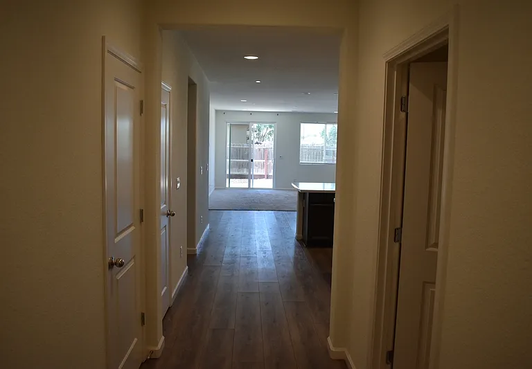 3591 Sunstone Ct — Photo 9