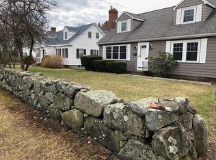 880 Woodbury Ave, Portsmouth, NH 03801