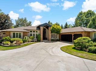 2257 S Crosscreek Ln, Boise, ID 83706